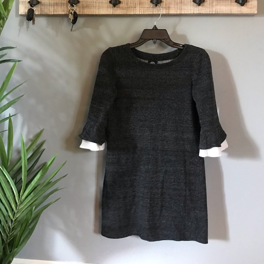 Short dress